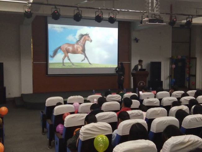 心理协会演讲.jpg 心理协会演讲.jpg