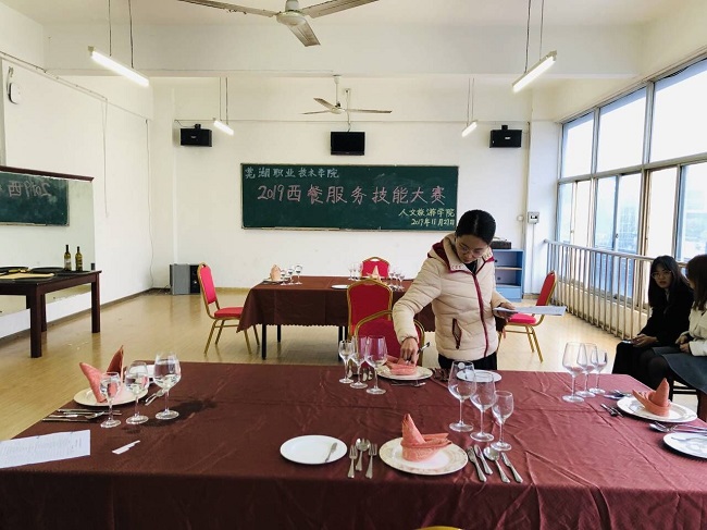 西餐过程图.jpg 西餐过程图.jpg